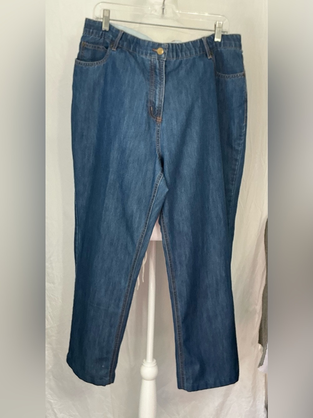 Classic High-Rise Women’s Jeans - Dark Blue